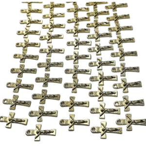 Mini Cruces de 12mm – Dorado